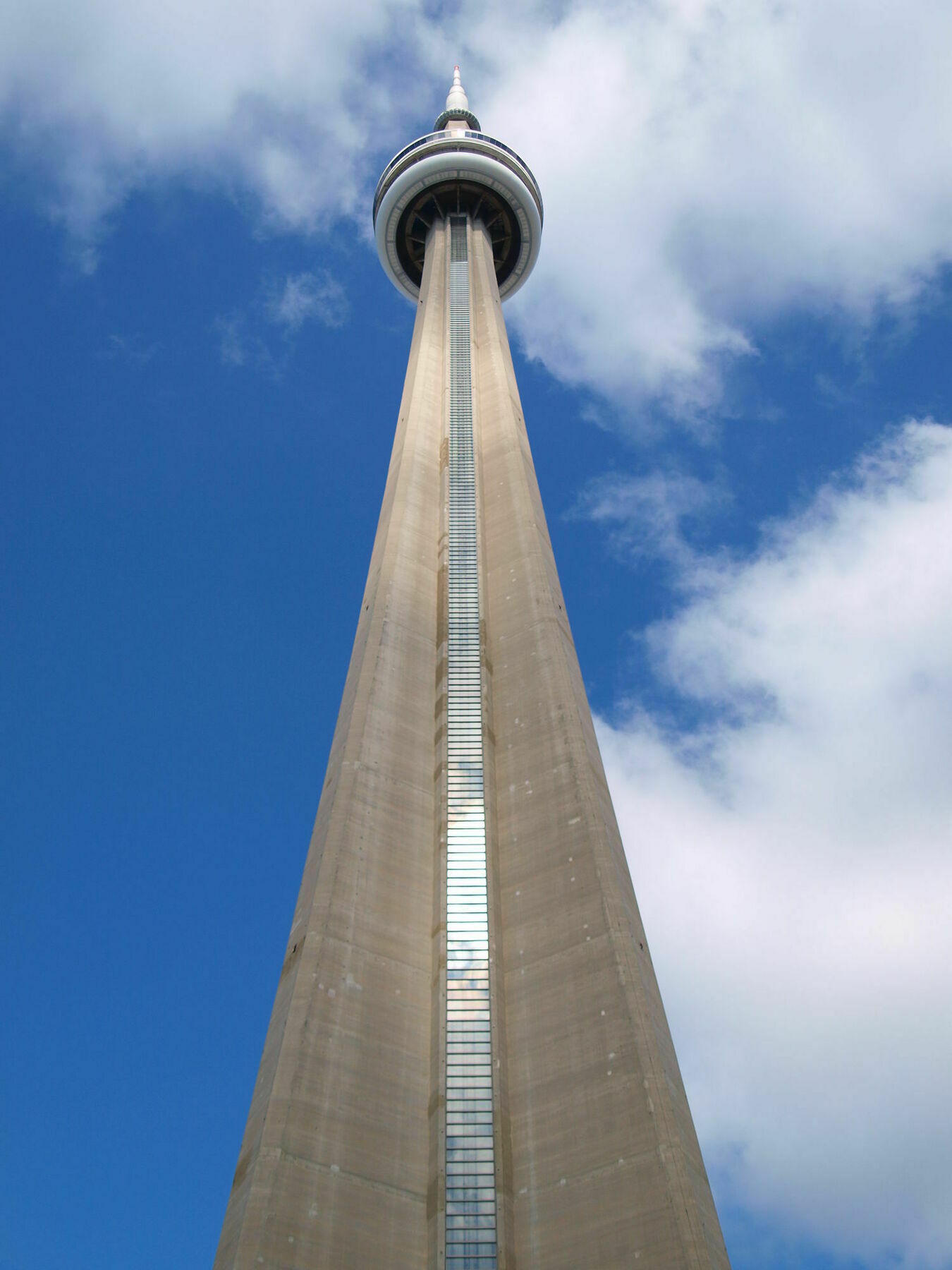 Lavish - Luxury One Bedroom Condo- Cn Tower Apartment