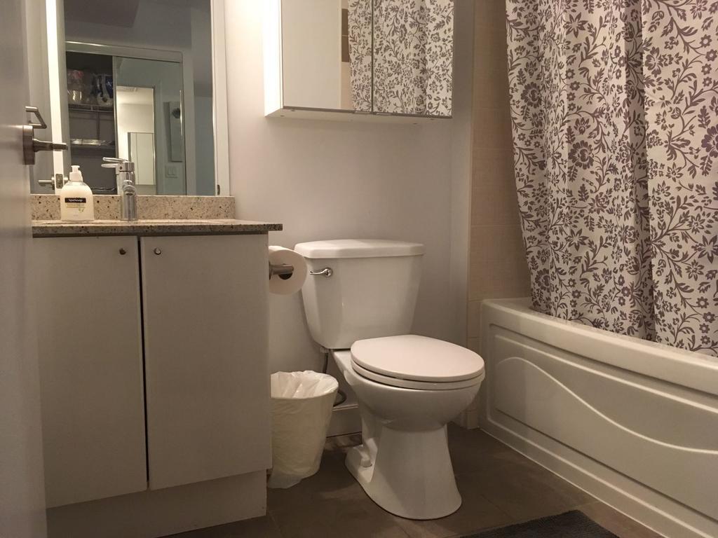 Lavish - Luxury One Bedroom Condo- Cn Tower